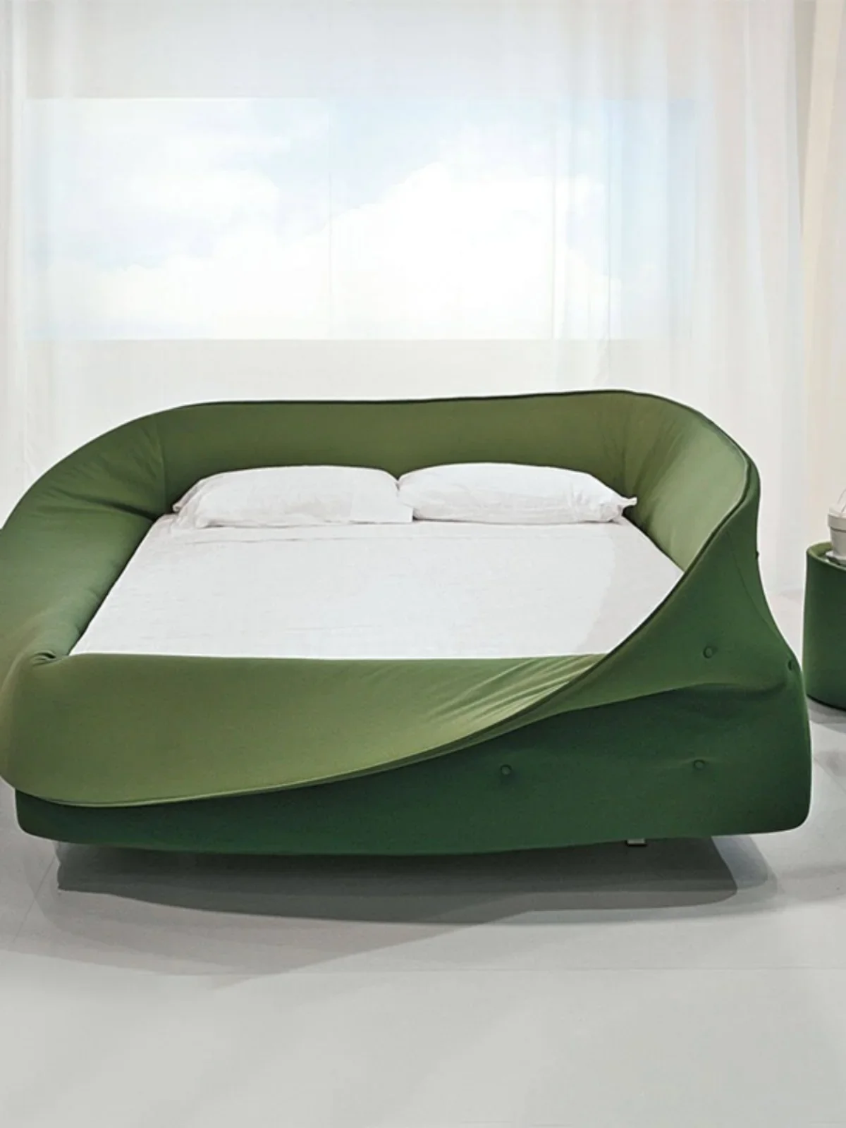 Bedroom FurnitureLago fabric bird's nest bed does not interfere with each other landing bird's nest double  master bedroom