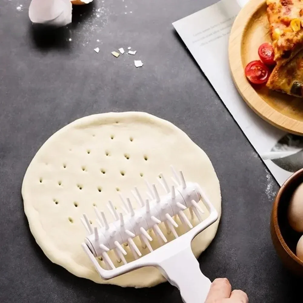 Pizza Roller Pin Pizza Koekjes Bakgereedschap Plastic Deegroller Gebak Pie Naald Wielen Cutter Naaimachine Brood Perforator