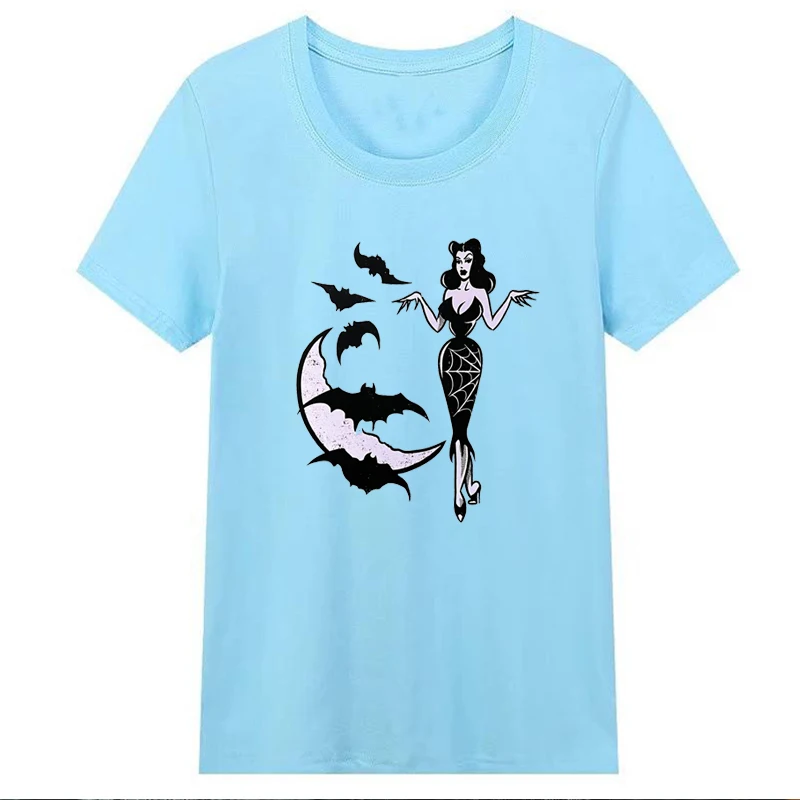 Sexy Ladies Bat Moon Spooky T Shirt Cool Metal Grunge T-shirt Female Cotton Causal Halloween Party Clothes O Neck Dropshipping