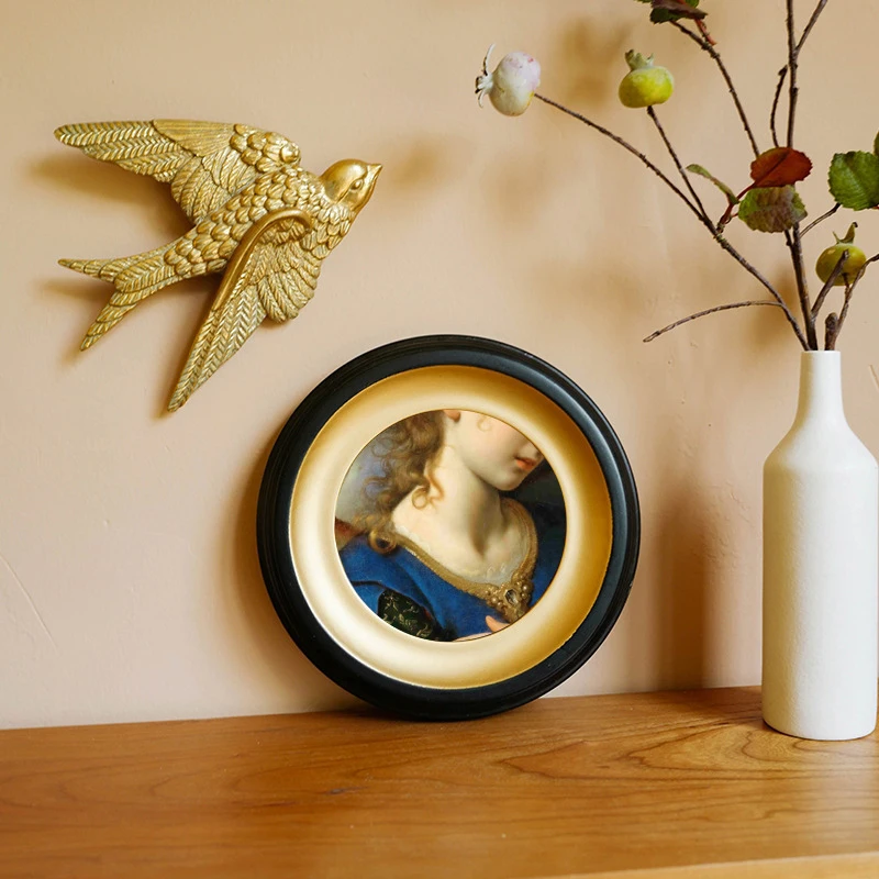 European Retro Round Resin Picture Frame Tabletop Wall Ornament Hanging Paintings Digital Printing Home Decorative Painting Gift