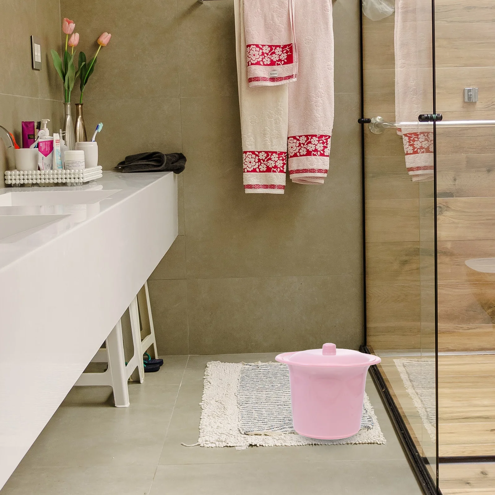 

1pc Plastic Bedpan With Lid For Kids Elderly Portable Urinal Bucket Chamber Pot Home Use Old Man Children Spittoon Container