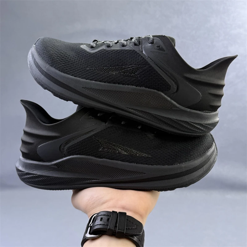 

Кроссовки Retro - комбинированная спортивная обувь, Classic Elements, Trend Cycle