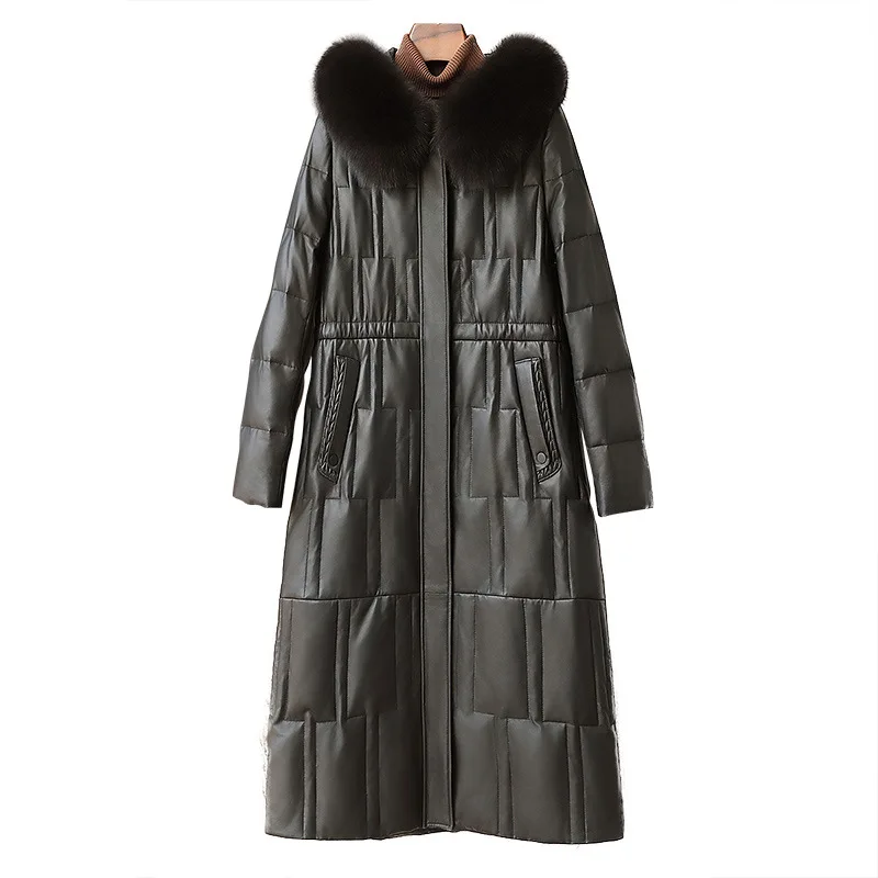 100% جلد الغنم الثعلب الفراء طوق مقنعين أوزة أسفل سترة جلدية 2025 المرأة معطف جلد طويل حقيقي