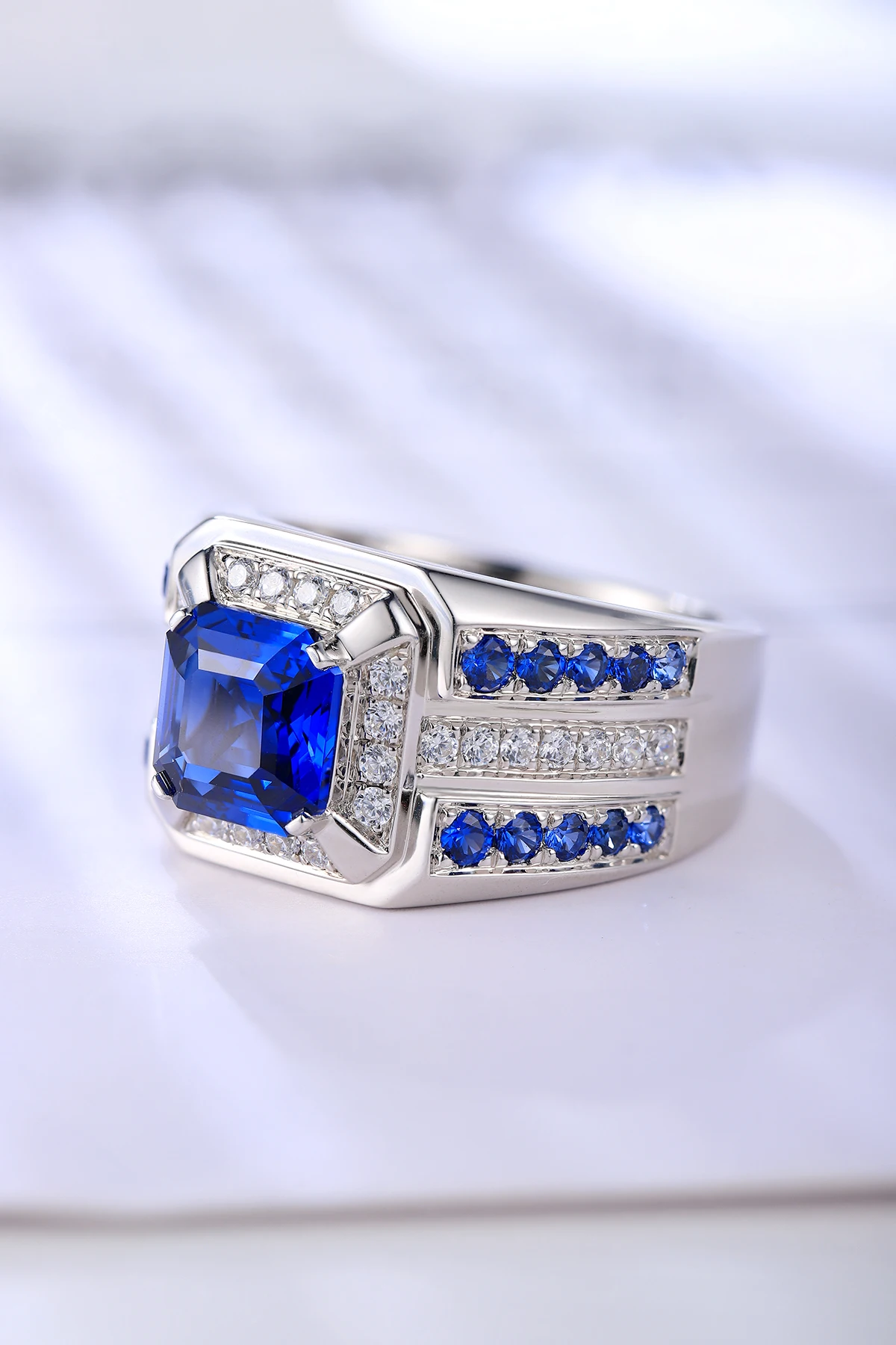 Bague en saphir cultivé en lab - Quality Men'S Accessories avis et prix