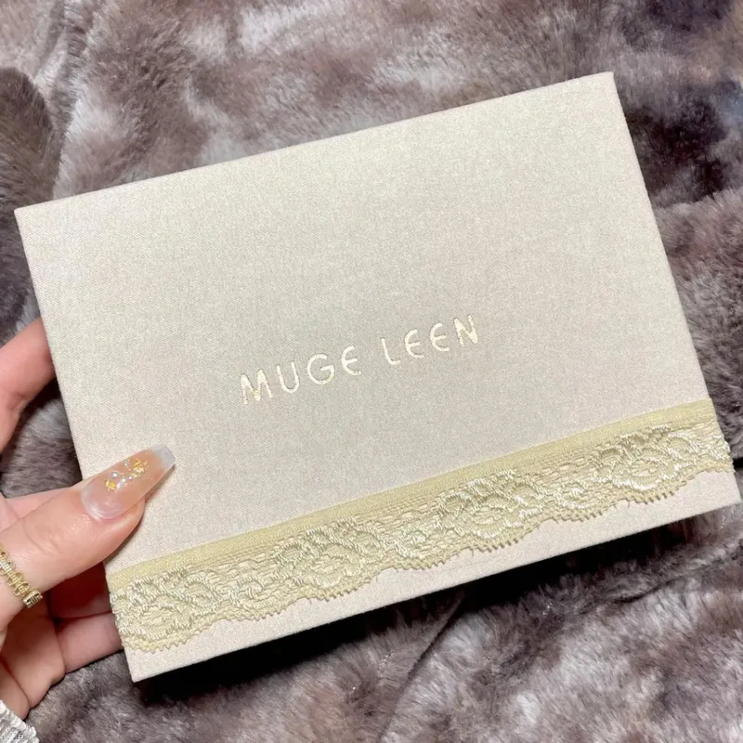 Palette di ombretti glitterati perlati altamente pigmentati - Evidenziatore in polvere impermeabile per un trucco snellente duraturo - Perfetto