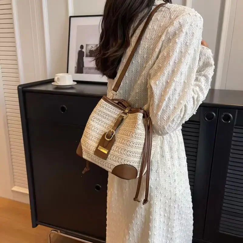 Braided Straw Bag for Female, Niche Design, Popular Summer Bucket Bag, New Niche, Internet Celebrity, 2024