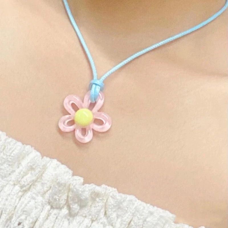 European American Jewelry Novel Flower Pendant All-match Clavicle Chain Adjustable Leather- Rope Cold Wind Neck Chain Dropship