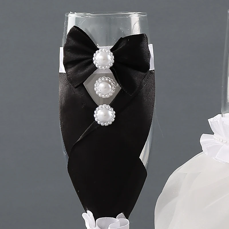 Western-style wedding goblet wedding black and white dress wine glasses tableware four-piece gift box