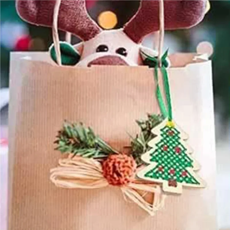 

Высококачественный набор для вышивания крестиком из 12 деревянных заготовок для подвесок, DIY-набор для вышивки иглой, декор для рождественской елки, искусство и ремесла