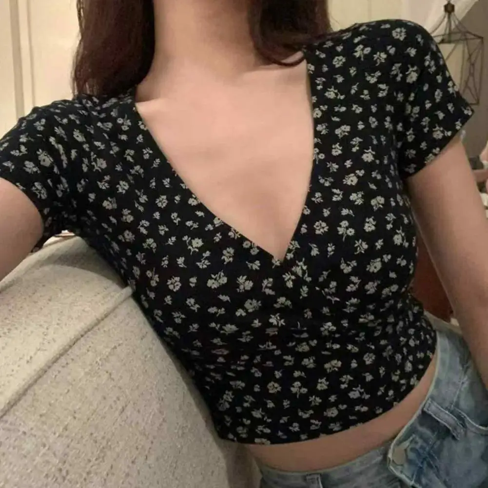 Women Summer T-shirt V Neck Short Sleeve Waist-exposed Flower Print Pullover Tops Slim Fit Lady Sweet T-shirt Female Clothing