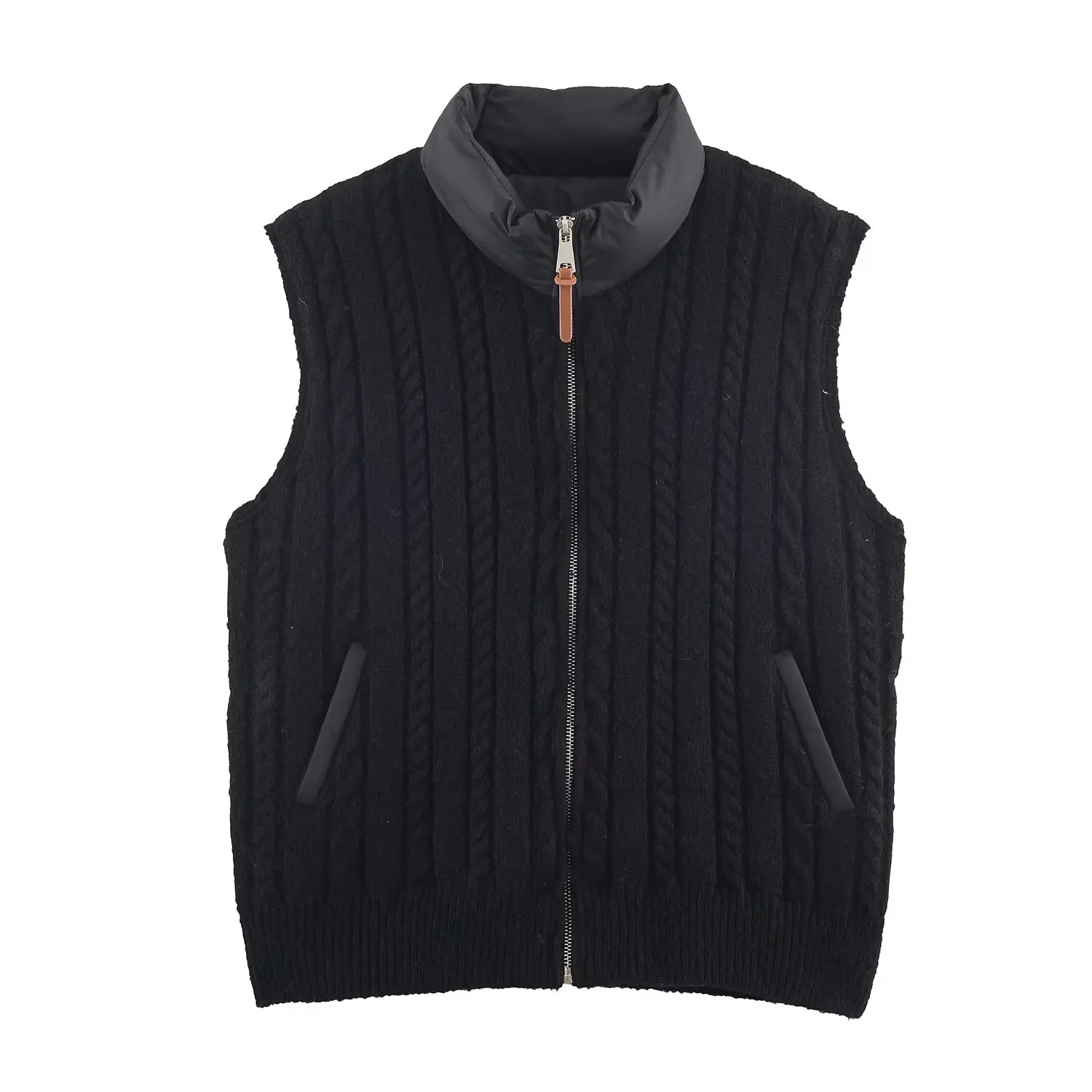 2026 유행 케이블 니트 스탠드 칼라 두꺼운 퀼팅 민소매 조끼 신상 겨울 스타일 패션 여성 조끼 탑