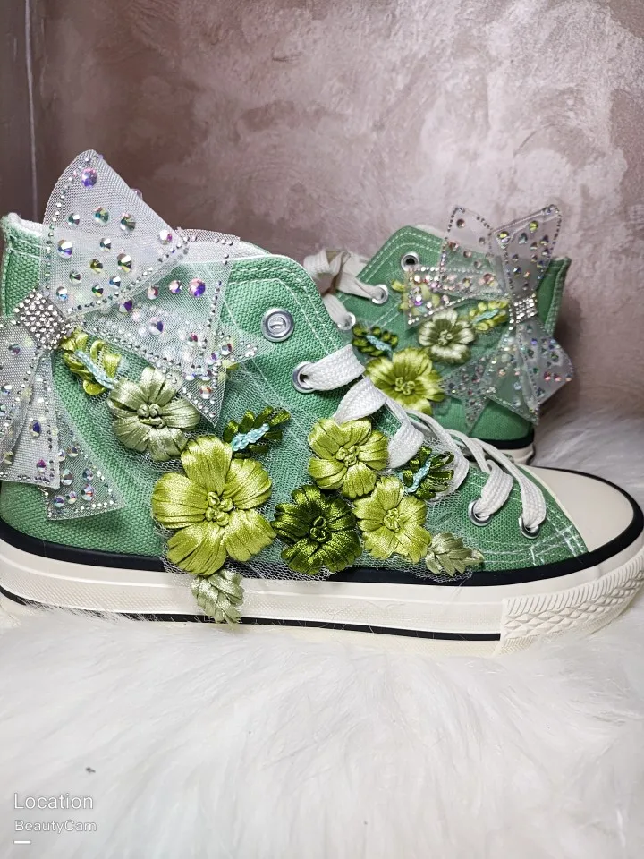 High-top Avocado Green Bow Embroidered Flowers Candy-colored Canvas Shoes European Station Online Celebrity Same Paragraph