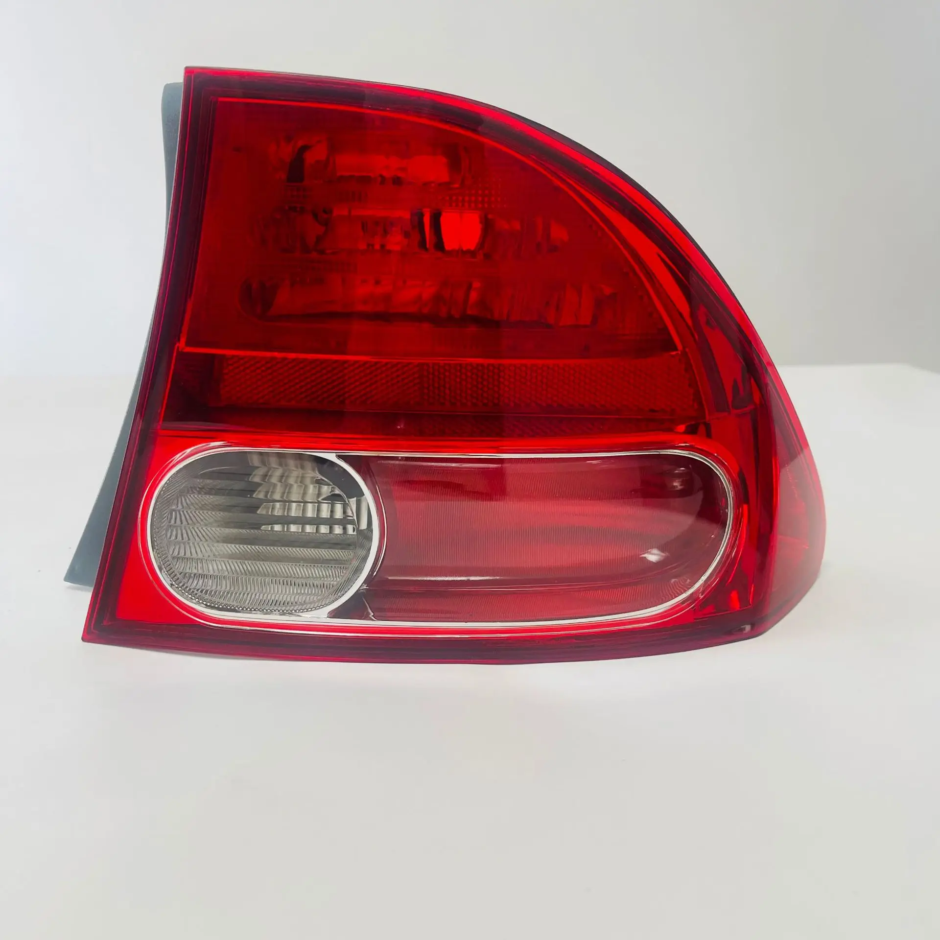 

Подходит для Honda, американская версия 06, задний задний фонарь Civic, стоп-сигнал, фонарь указателя поворота, корпус в сборе