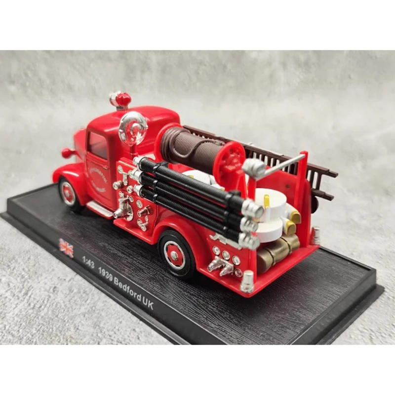 Diecast 1:43 Scale 1939 Bedford UK Alloy Hose Fire Truck Model Finished Simulation Collection Decoration Boy Gift Toy Display