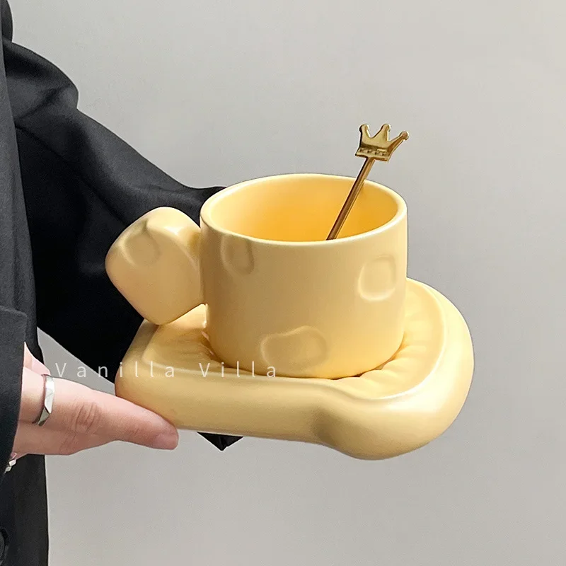 Art Personalised Coffee Cup Handle Novelty Chinese Ceramic Tea Cup Luxury Travel Kubki Do Kawy I Herbaty Tea Accessories