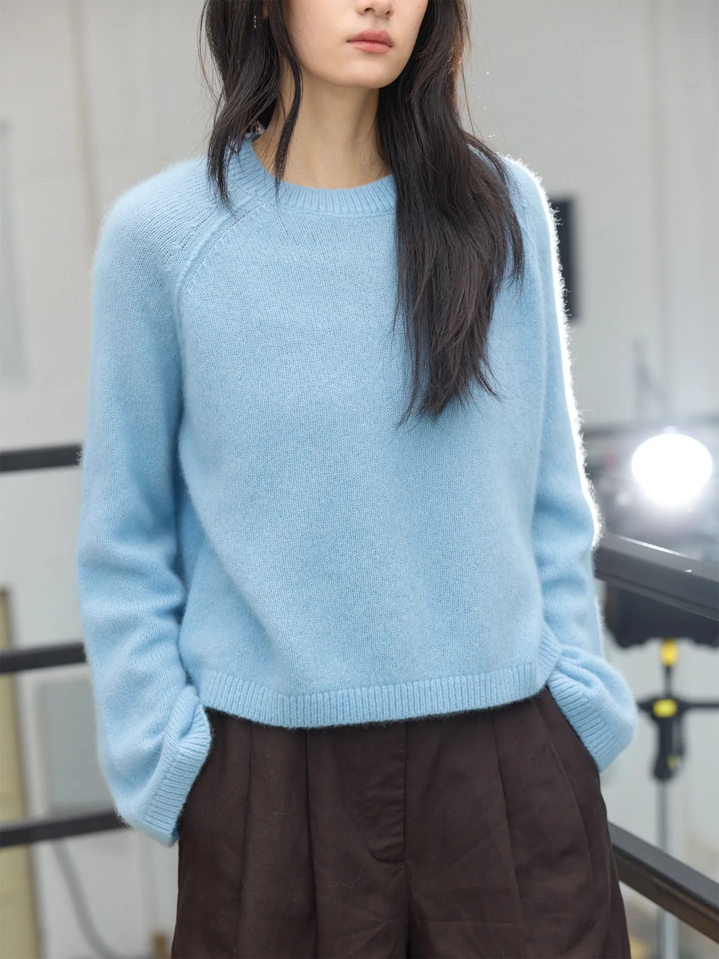 Exclusive color! TOPLINE custom-dyed TE cloud cashmere, golden ratio short crew neck knitted sweater