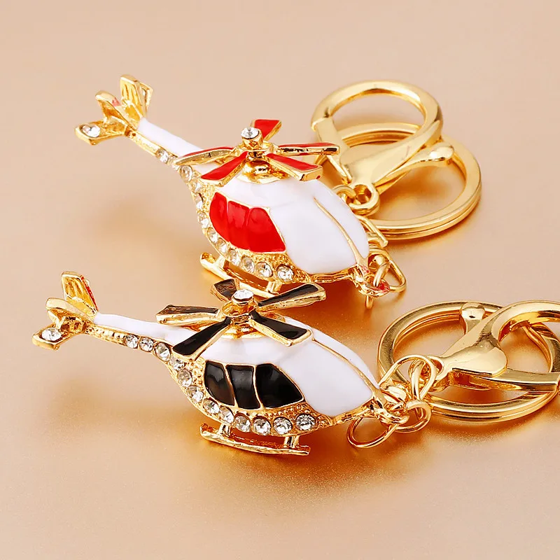 Classic 3D Metal Airplane Keychain Aircraft Helicopter Model Rhinestone Couples Keyrings Pendant Men Pilot Women Gift Jewelry