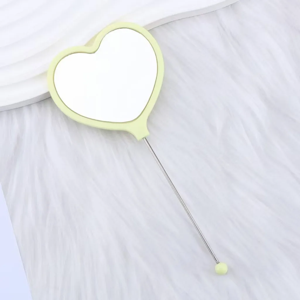 Plastic Frame Mirror Portable Handheld Heart Mirror Handheld Makeup Mirror Lightweight For Office Handbag Bathroom