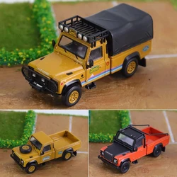 Maestro 1/64 Defender Pickup Diecast Model Car