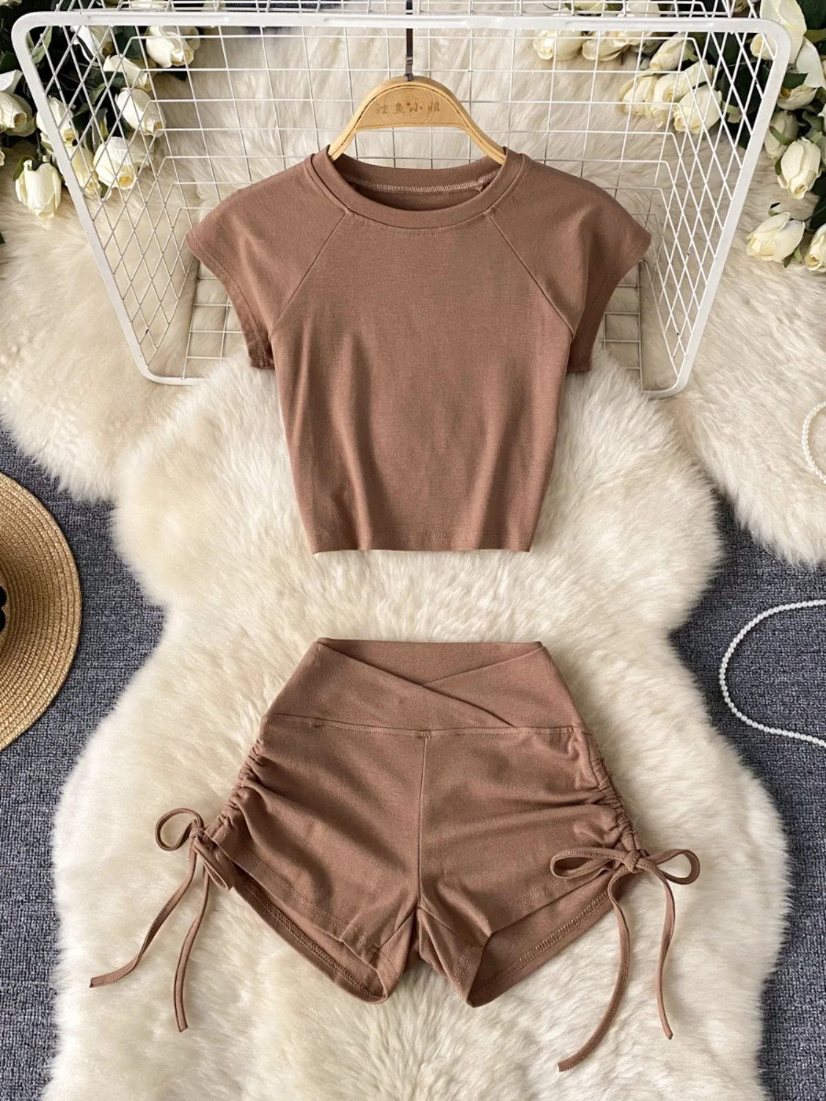 Sexy ort American Casual Sport Yoga Kleidung Set Hohe Taille Zweiteiliges Set Dstring T-shirt Und Orts für Frauen