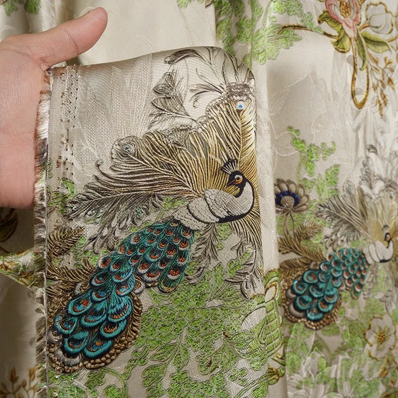 

Изысканное платье Ханьфу из шелковистой дышащей ткани с узором павлина и фиолетовым жаккардовым цветочным принтом