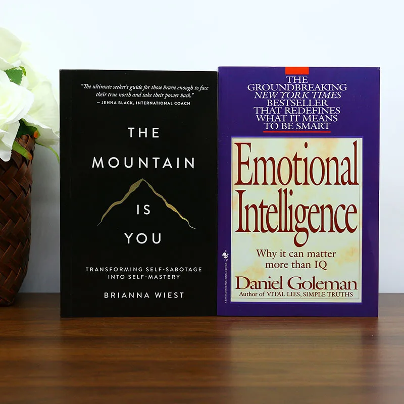 

《The Mountain Is You》+《Emotional Intelligence》Эфирный набор для самостоятельного улучшения. Подходит для любителей личного роста. Будьте подарку.