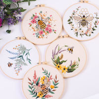 Flower Bee Embroidery Kit with EN Instruction,Thread, Stamped Cloth,Needle DIY Kit for Chirstmas Birthday Gift