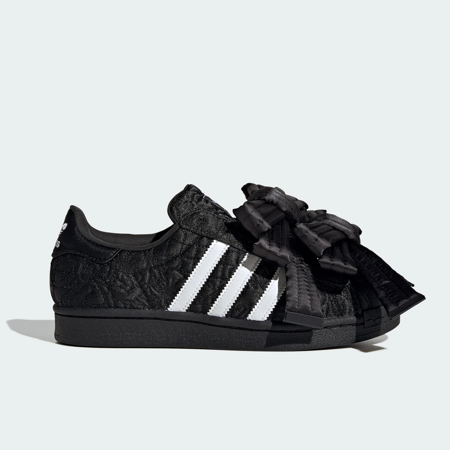 

Официальные аутентичные женские повседневные низкие кроссовки Adidas с тремя полосками и бантом JR7978