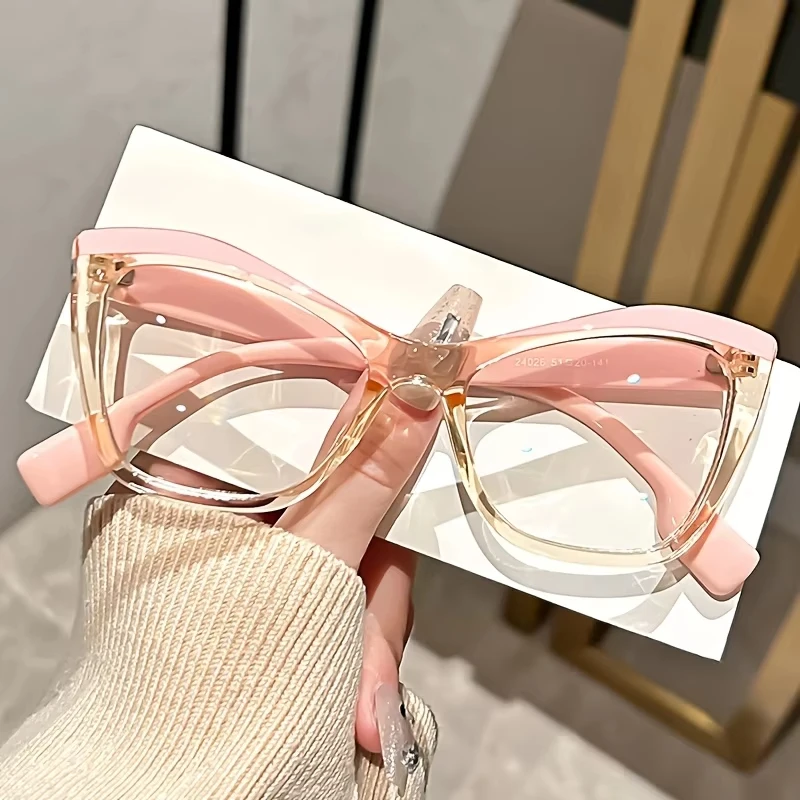 Chic Cat-Eye Blue Light Blocking Glasses, Retro Tortoiseshell Design, Full-Rim PC Frame, Fashionable Computer Eyewear for Women