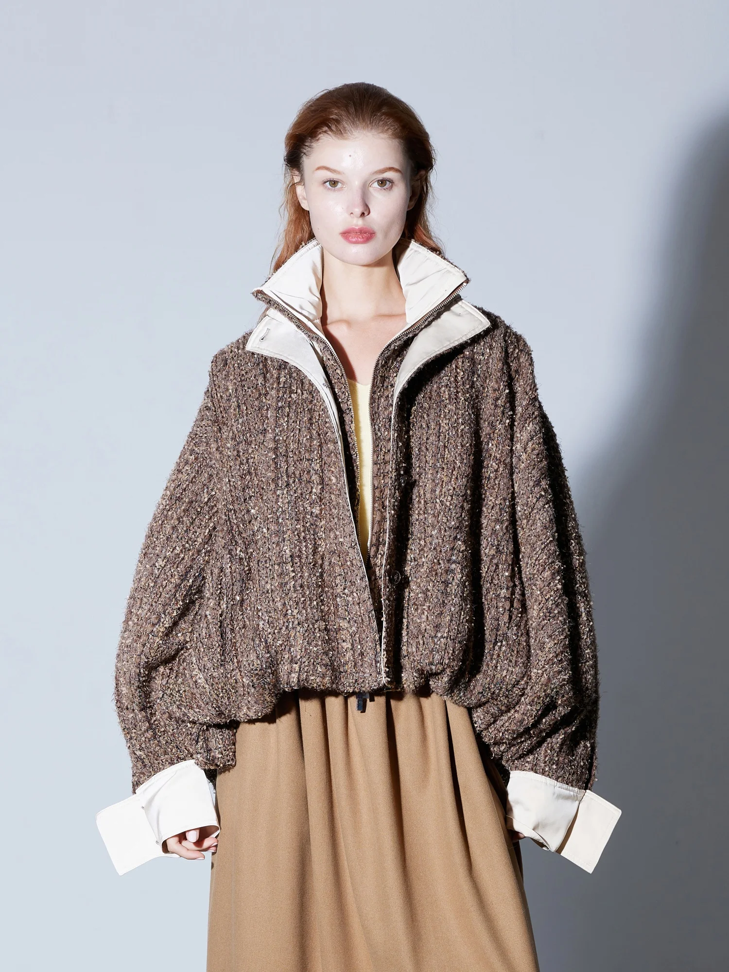 

Finocci Retro Gold Special Yarn Mixed Color Tweed Satin Color Blo Bloom Heavyweight Jaet Korean Sle Loose Fit Winter Co...