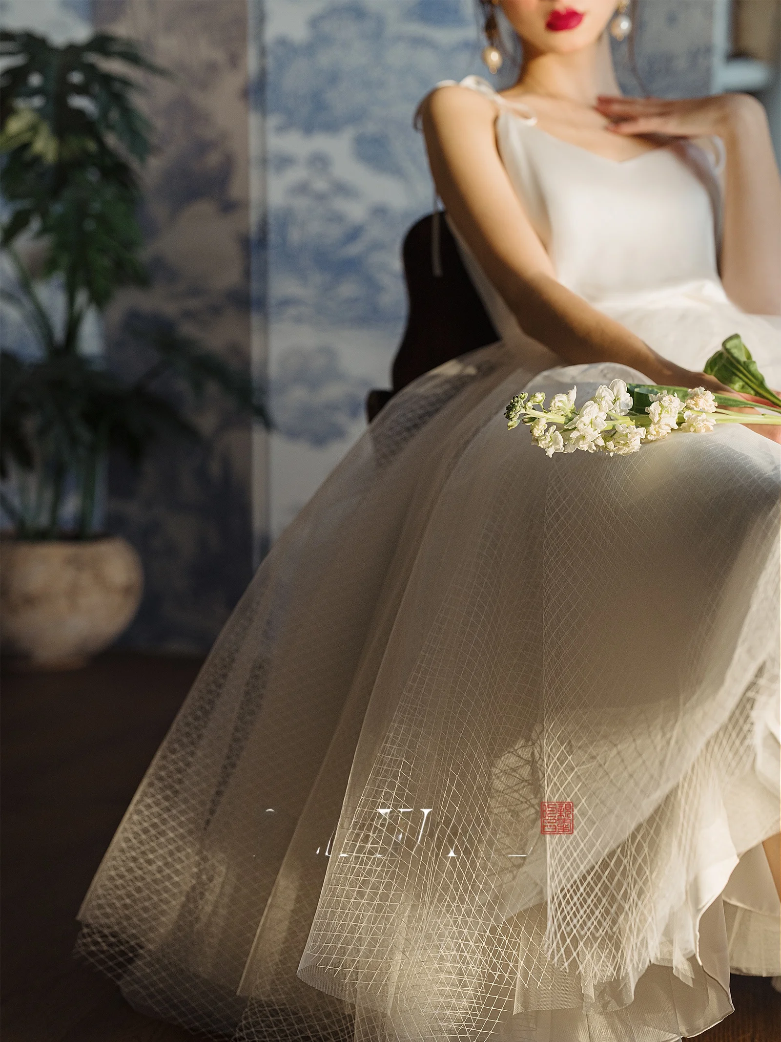 

Оригинальное легкое свадебное платье без бретелек белого цвета в стиле фей, с пышной юбкой А-силуэта, для помолвки