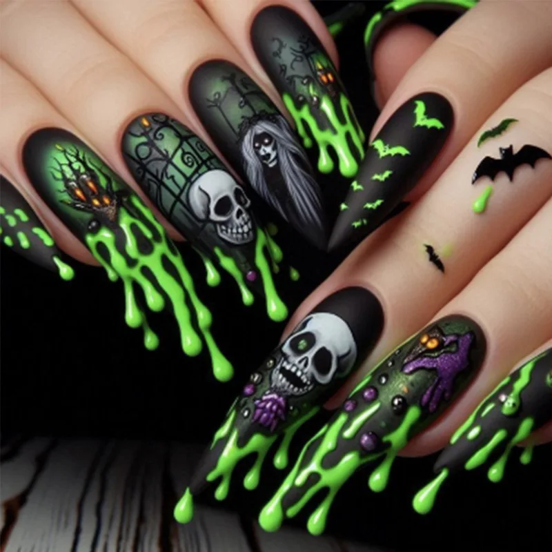 24 stuks Halloween Dark Skull Bat Green Press on Nail Kunstmatige nepnagels Naadloze verwijderbare valse nagel