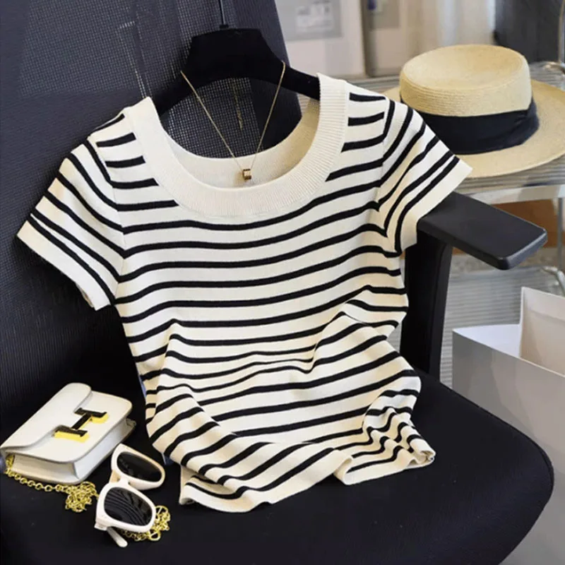 

Knitwears Short Sleeve Knitted Sweater Women Pullovers New Striped O-Neck Knit Sweater Pullover Women Tops Women Clothing Q2249