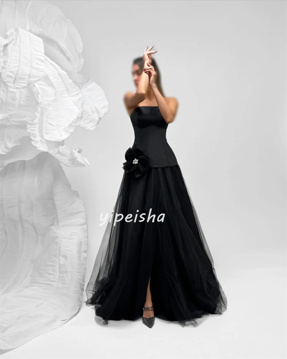 Customized High Quality Fashion Tulle Handmade Flower Pearl A-line Strapless Long Dresses Bespoke Occasion Dresses Modern Style