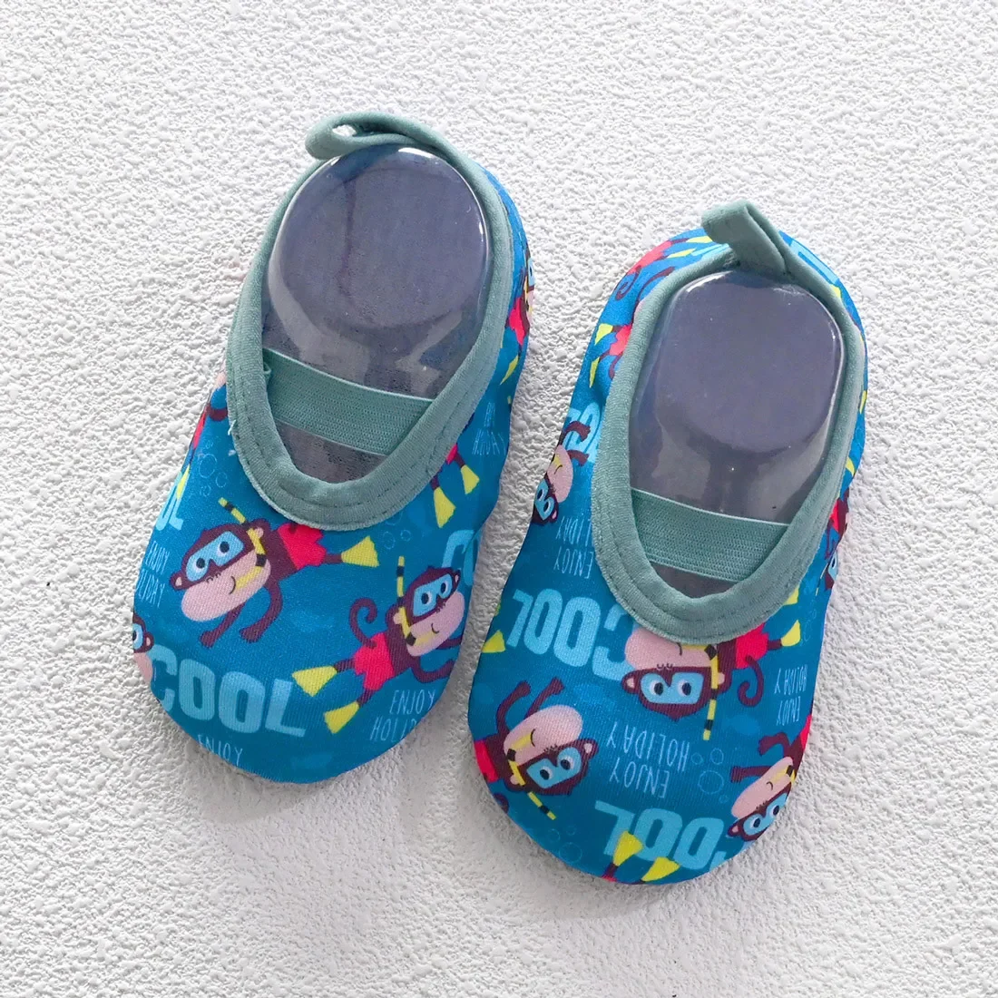 Zapatos de playa para niño y niña, zapatillas para deportes acuáticos, natación, descalzos, Surf, pesca, zapatillas al aire libre