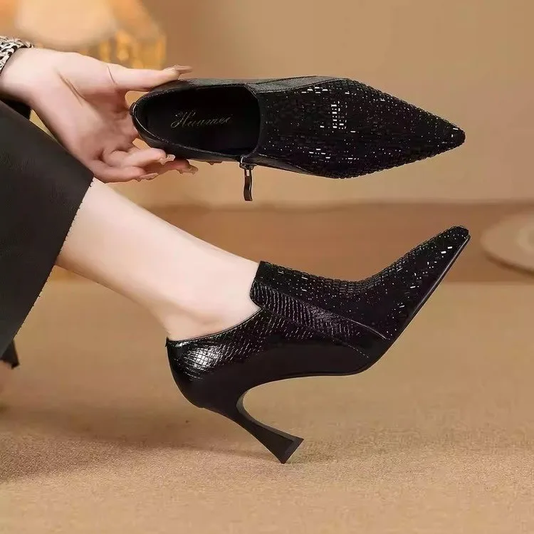 

Elegant Deepmouth Single Shoes for Women 2026new Highend Style Thickheeled Pointed High Heels with Colorblocking and Rhinestones