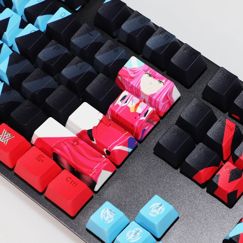 Imagem -04 - Querida no Franxx 02 Zero Dois 108 Keycaps Pbt Dye-sublimação Luz-transmitting mx Cruz Eixo Interruptor de Teclado Mecânico