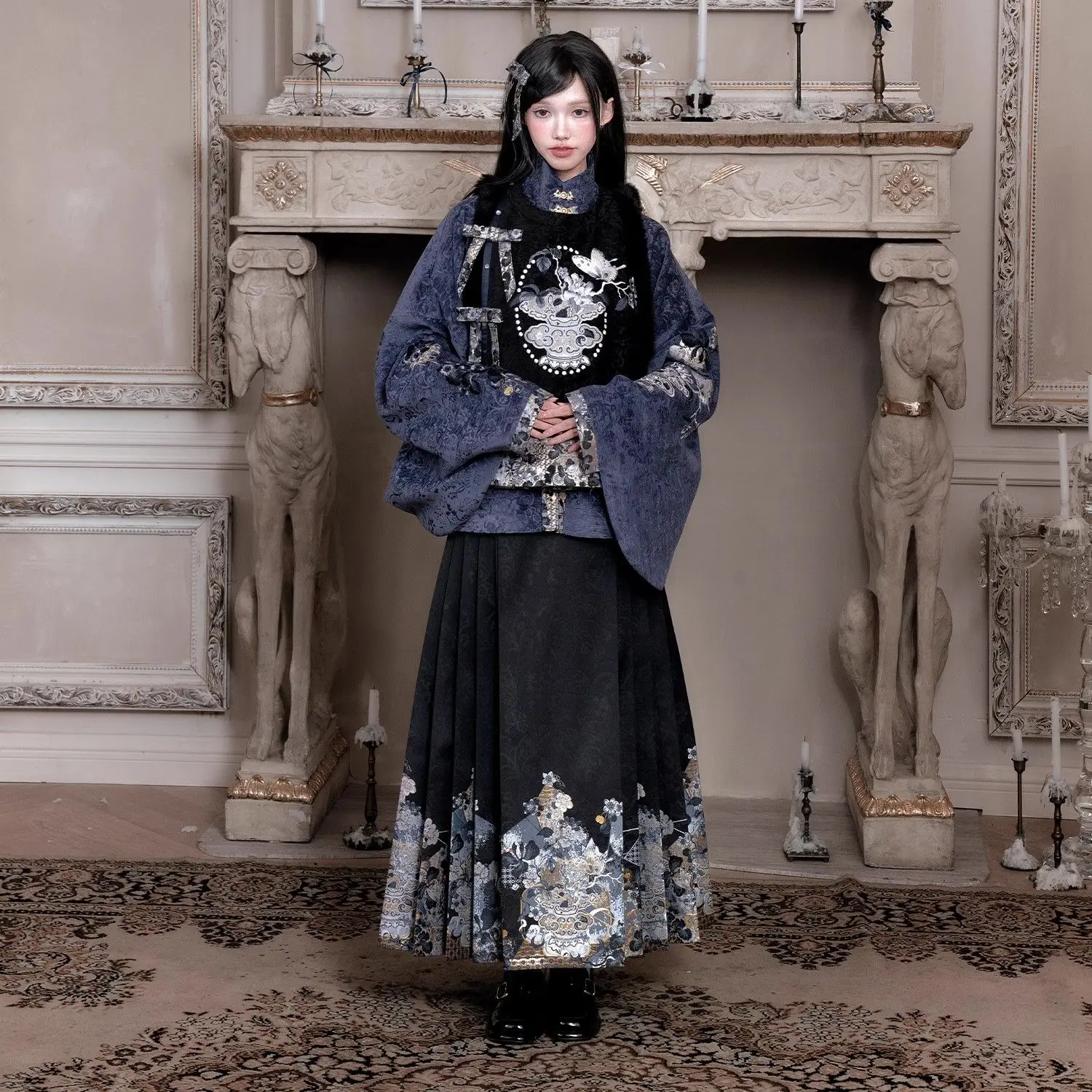 

Dark High-end Chinese-style Elegant Embroidered Dark-pattern Top Horse Bow Coat Horse Skirt 3-piece Set Gothic Party Performance