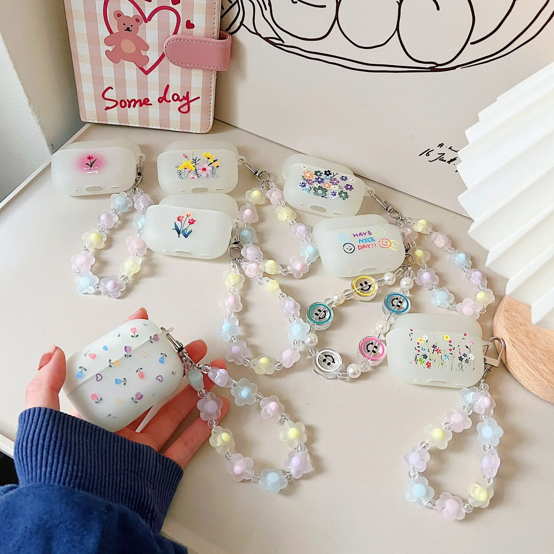 Airpods 1or2 airpods pro2 air pods3 ケース Airpods pro ケース Bluetooth ヘッドセット保護カバー シンプルな発光ペンダント付き