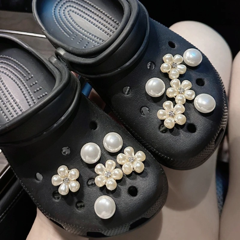 12pcs Pearl Design Shoe Charms Set with Detachable Flower Buckle Metal Garden Shoes Accessory Fashion Holiday Gift Idea