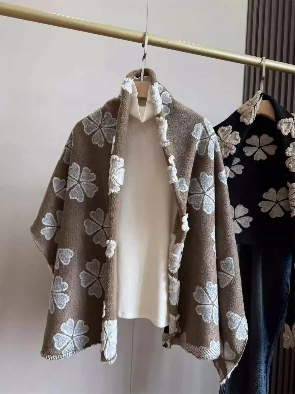 

Мягкий, пушистый, приятный для кожи, теплый шарф, большой, теплый, женский, осенне-зимний, новый, с 3D-вышивкой, настоящий объект Be...