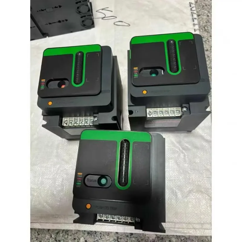 

Circuit Breakers Motor Operated Motor-driven Operation Mechanism Motor Operator for Breaker Remote Control with Padlocking