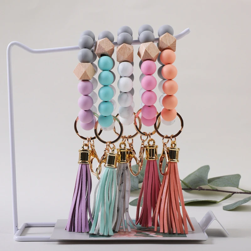 

ARTOWNS 4pcs/set Silicone handmade beaded wrist keychain for women bag hanging ornament anti lost keychain festive gift