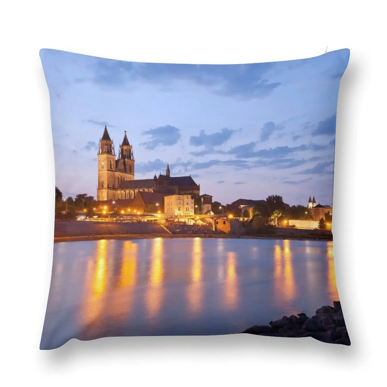 Magdeburg Cathedral at night Throw Pillow anime girl Christmas Pillow Sofa Cushions pillow