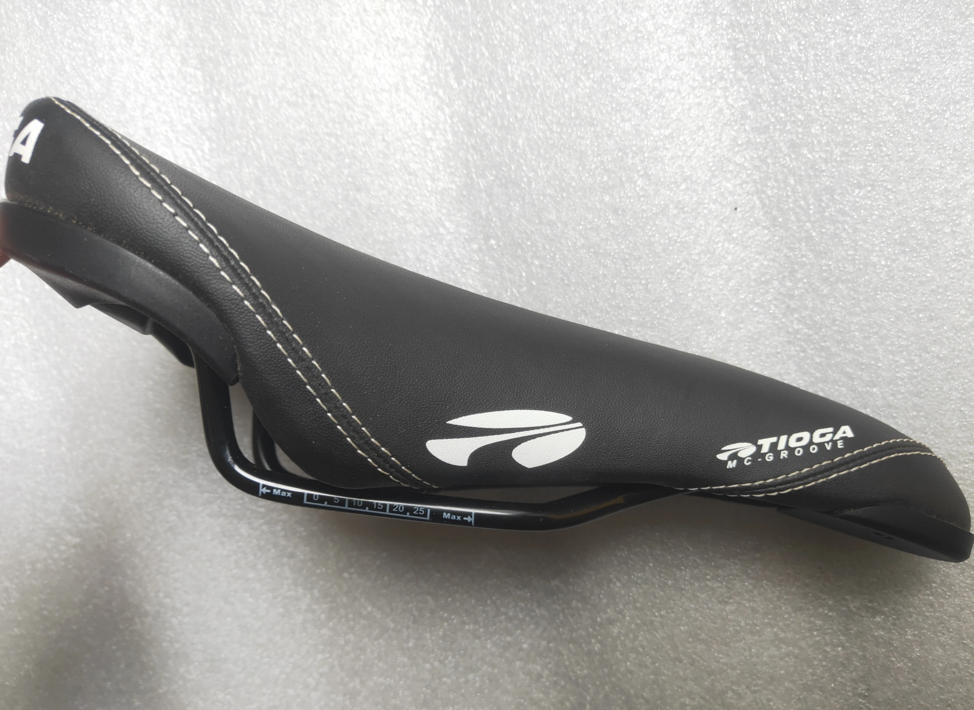 TIOGA MC GROOVE MTB OFFROAD DH FREERIDE BICYCLE SEAT SADDLE BLACK NEW