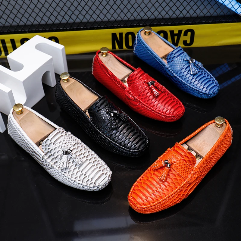 Designer Men loafers Fashion Moccasins Tassel Driving Shoes Big Size 38-47 Mens Leather Casual Shoes Wedding Party Loafers Men