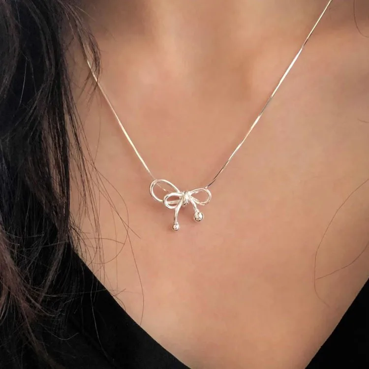 S925 Sterling Silver Irregular Bow Necklace Women's Instagram Gentle and Sweet Girl Heart Bow Tie Snake Bone Chain