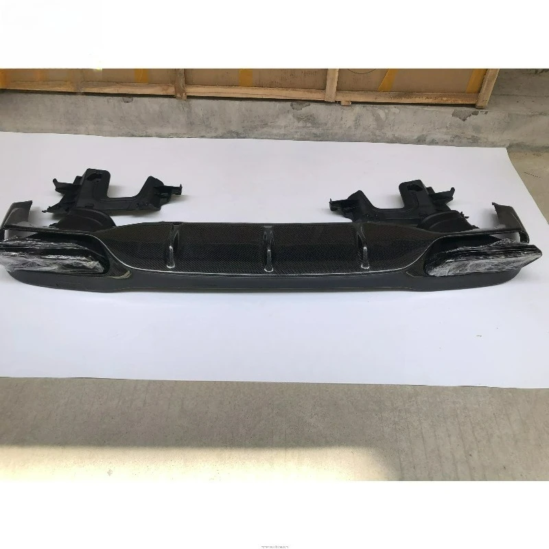 

Диффузор задний из карбона для Mercedes-Benz E-Class W213 E63