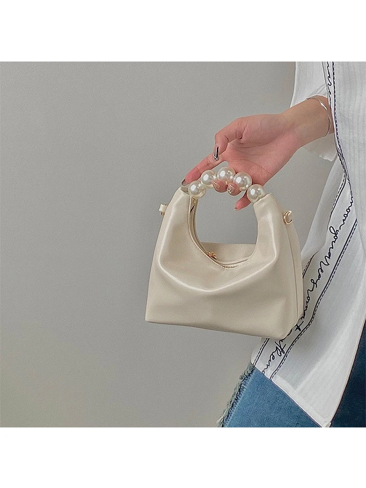 Designer Handbag 2023 Summer New PU Pearl Handbag Light Luxury Chain Crossbody Bag Retro Versatile One Shoulder Bag