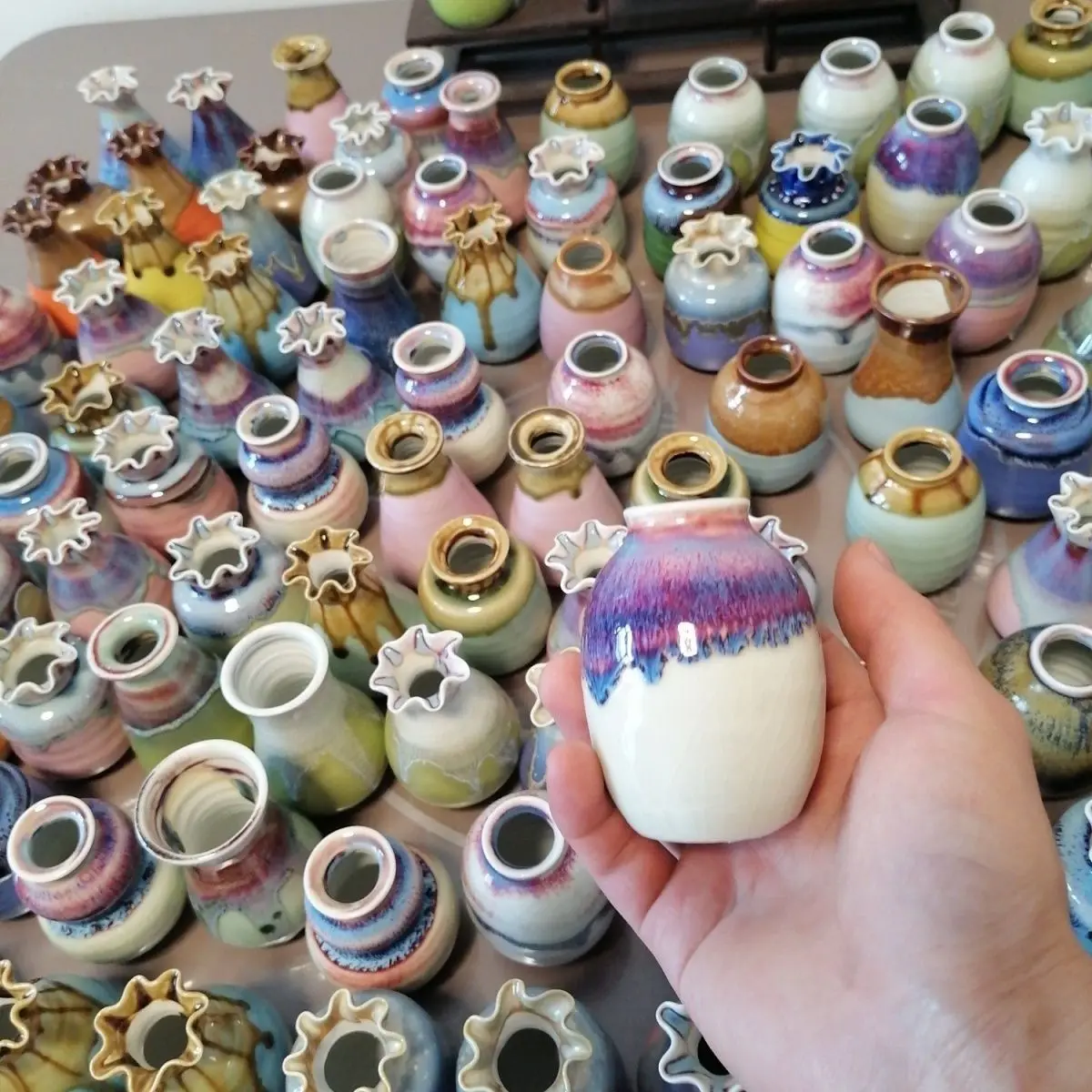 Ceramiczny wazon na kwiaty Nordic wazony hydroponiczne kreatywny wystrój pokoju Mini kwiat roślina butelka doniczki ozdoba na biurko dekoracja wnętrz